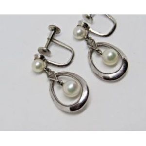 Mikimoto Jewelry - MIKIMOTO Sterling Silver Pearl Drop Earrings Mikimoto Jewelry - MIKIMOTO Sterling Silver Pearl Drop Earrings